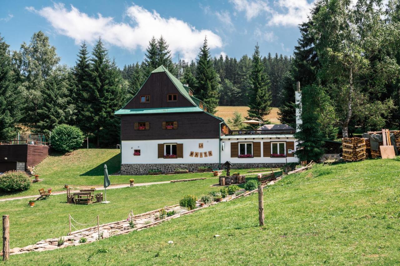 Penzion La Baita Branná Zewnętrze zdjęcie